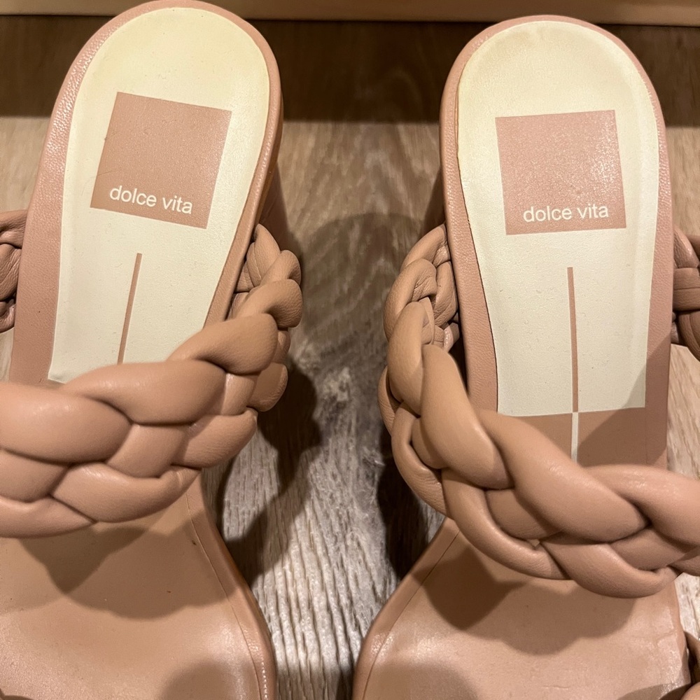 Dolce Vita Women's Braided Tan Heels - Picture 3 of 5